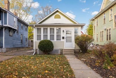 81 Congress Street W, House other with 3 bedrooms, 1 bathrooms and null parking in Saint Paul MN | Image 2