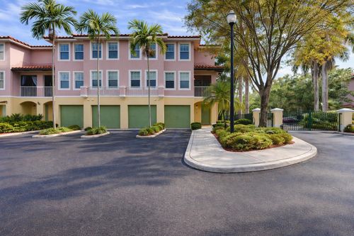 6562-6562 W Sample Rd, Coral Springs, FL, 33067-3233 | Card Image