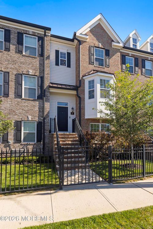 6 River St, Red Bank, NJ, 07701-1303 | Card Image