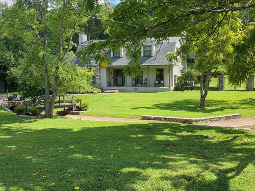 2039 Sunny Side Dr, Brentwood, TN, 37027-5401 | Card Image