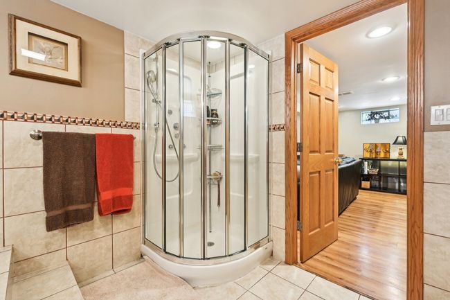 8252 N Caldwell Ave, House other with 4 bedrooms, 3 bathrooms and 2 parking in Niles IL | Image 36