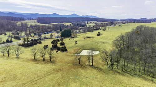 16 Lee Hwy N, RAPHINE, VA, 24472 | Card Image