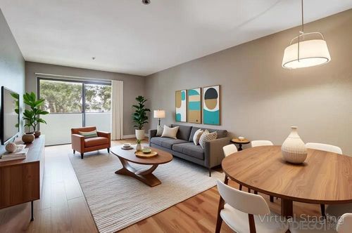 207-4041 Oakcrest Dr, San Diego, CA, 92105-2106 | Card Image