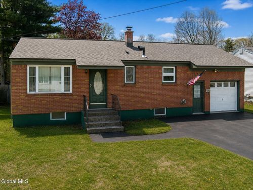 3270 Mcdonald Ave, Schenectady, NY, 12304-3915 | Card Image