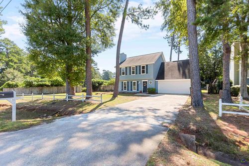 1402 Park Ave, Perry, GA, 31069-2312 | Card Image