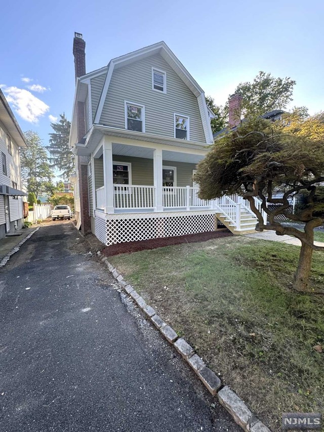 Ely Pl, East Orange, NJ 07017