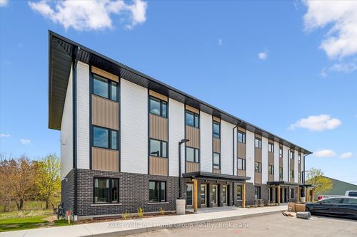 4-465 Garafraxa Street W, Centre Wellington, ON, N1M1C6 | Card Image