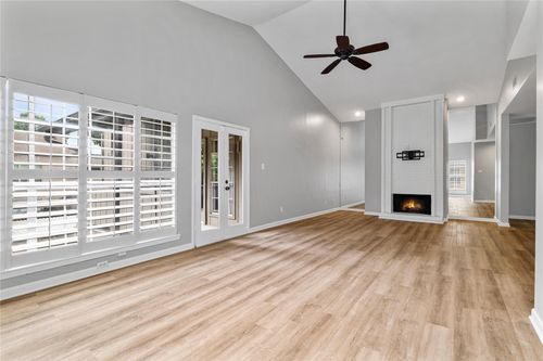 apt-219-10437 High Hollows Dr, Dallas, TX, 75230-4909 | Card Image