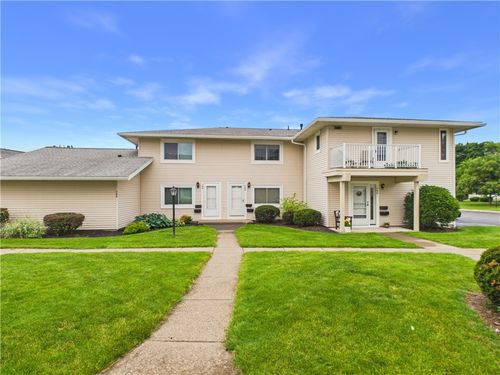776 Eastbrooke Ln, Rochester, NY, 14618-5233 | Card Image