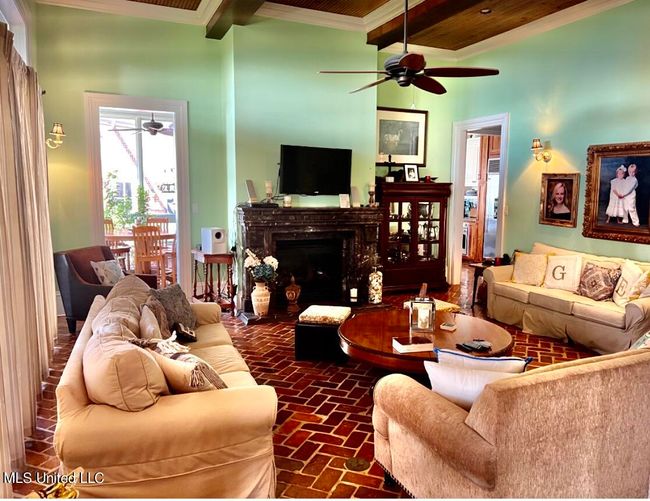 Great Room | Image 76