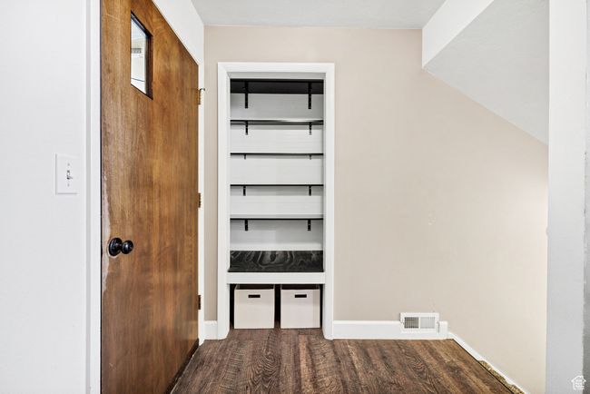 Interior space | Image 5