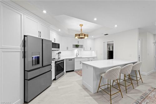 apt-d12-8440 Abbington Cir, NAPLES, FL, 34108-6707 | Card Image