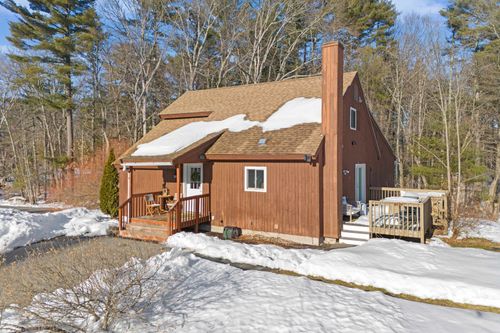 35 Stanley Brook Dr, Salem, NH, 03079-2873 | Card Image