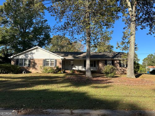 2075 Pinewood Dr, Covington, GA, 30016-1720 | Card Image