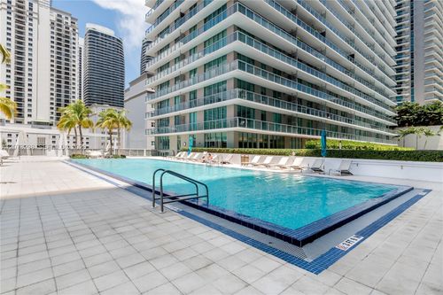 2602-s-79 Sw 12th St, Miami, FL, 33130-5201 | Card Image