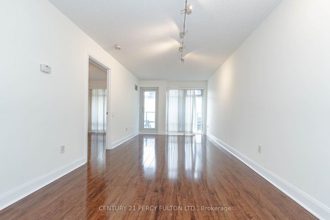 706 - 2191 Yonge St, Condo with 1 bedrooms, 1 bathrooms and null parking in Toronto ON | Image 24