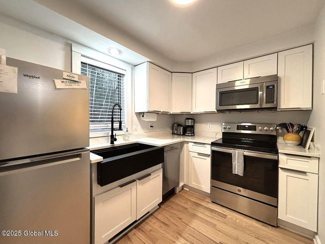 E - 13 Freebern Rd, Townhouse with 1 bedrooms, 2 bathrooms and 2 parking in North Creek NY | Image 5