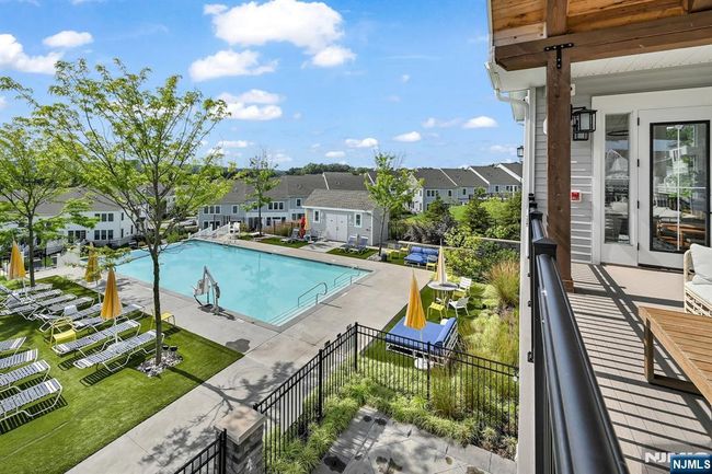 11 Aspen Dr, Townhouse with 3 bedrooms, 4 bathrooms and null parking in Cedar Grove NJ | Image 48