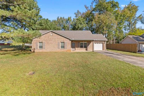 2431 Ready Section Rd, Toney, AL, 35773-7123 | Card Image