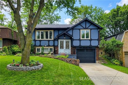 114 Juanita Dr, Hamilton, ON, L9C2G3 | Card Image