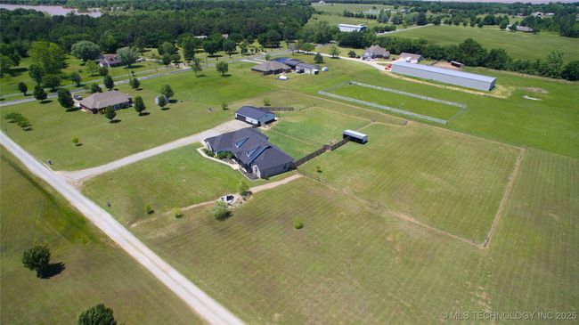 110 W Zachry Ln, House other with 3 bedrooms, 3 bathrooms and null parking in Stigler OK | Image 42