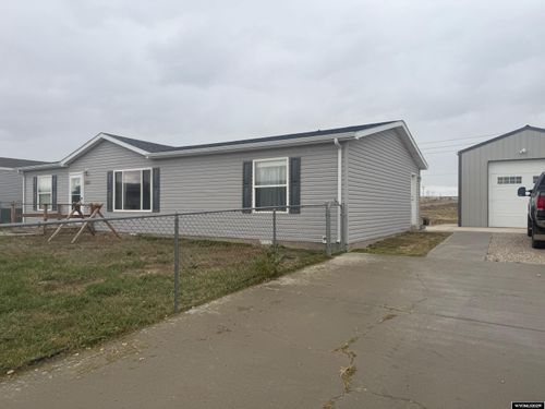 821 Ash Ave, Rawlins, WY, 82301-6603 | Card Image