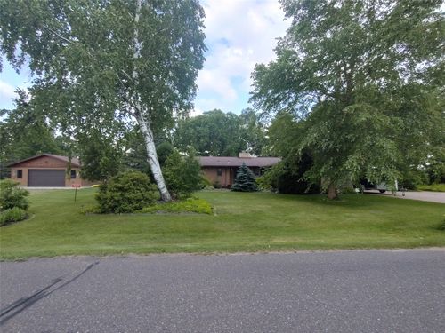 2209 21st St, Rice Lake, WI, 54868-8101 | Card Image