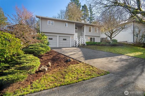 1216 E Clearbrook Dr, Bellingham, WA, 98229-2351 | Card Image