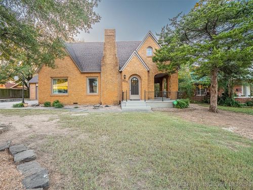 905 2nd St, McAlester, OK, 74501-6437 | Card Image