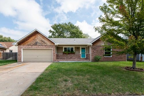 4034 Danbury St, Bel Aire, KS, 67220-1932 | Card Image