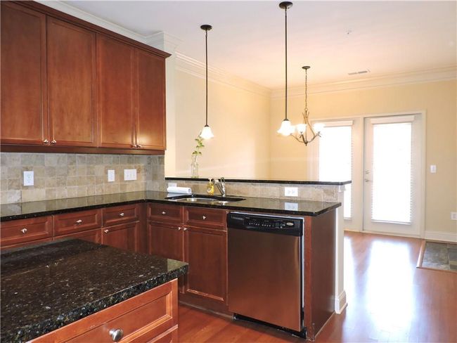 322 Perimeter Walk, Townhouse with 3 bedrooms, 3 bathrooms and null parking in Dunwoody GA | Image 15