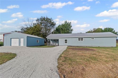 504 N Lee St, Leeton, MO, 64761-8201 | Card Image