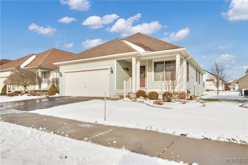 5 Saint Davids Rd, Lancaster, NY, 14086-4417 | Card Image