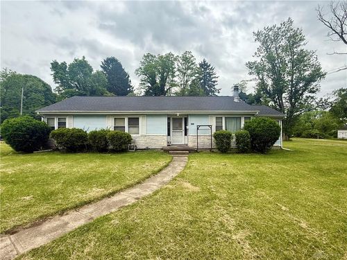 2002 Scioto St, Springfield, OH, 45506-3216 | Card Image