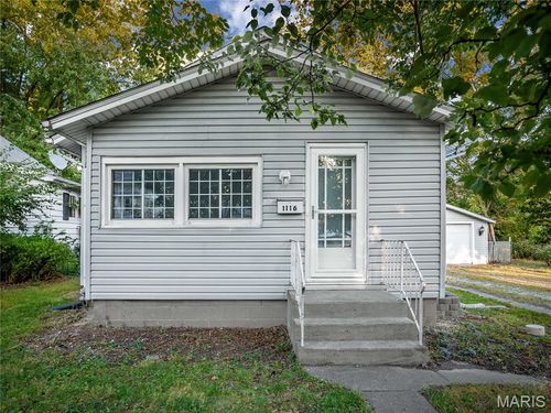 1116 Madison Ave, Edwardsville, IL, 62025-2326 | Card Image