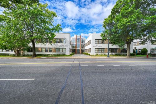 ste-222-520 Franklin Ave, Garden City, NY, 11530-5815 | Card Image