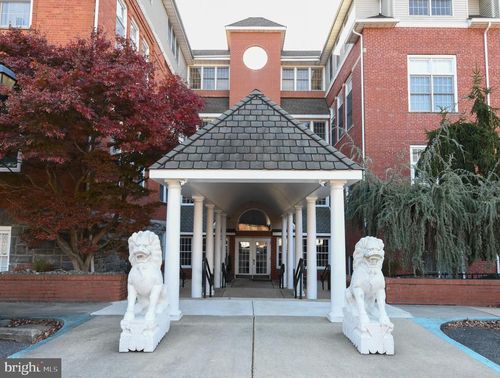 apt-111-100 Aura Rd, CLAYTON, NJ, 08312-1406 | Card Image