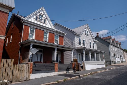414 6th St, Altoona, PA, 16602-3828 | Card Image