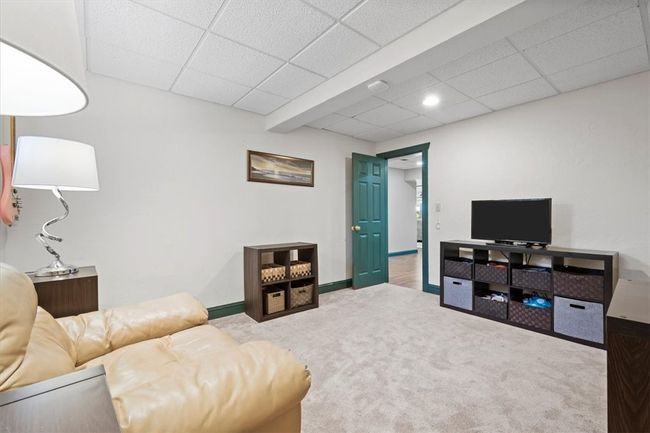 1308 Logan Rd, House other with 5 bedrooms, 4 bathrooms and 4 parking in Gibsonia PA | Image 39