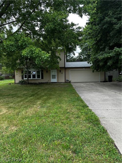 198 Park Rd, Painesville, OH, 44077-5039 | Card Image