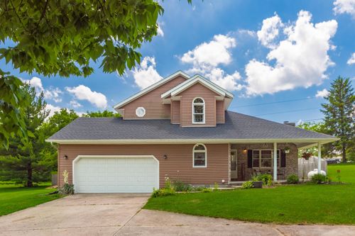 4545 Woodland Dr, Urbana, OH, 43078-8725 | Card Image