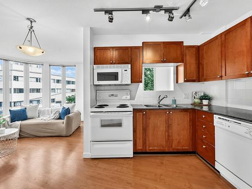 309-3089 Oak St, Vancouver, BC, V6H2K8 | Card Image