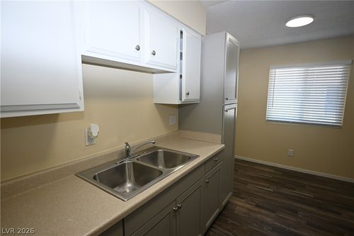 apt-4-2508 Mccarran St, North Las Vegas, NV, 89030-6128 | Card Image