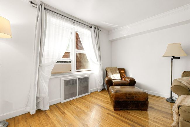 APT-3B - 72 112 Th St, Home with 2 bedrooms, 1 bathrooms and null parking in Forest Hills NY | Image 8