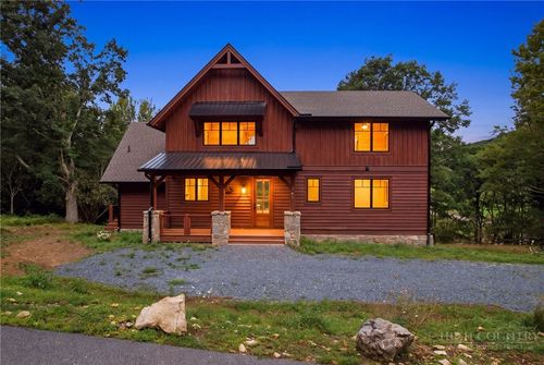 761 Foxfire Drive, Banner Elk, NC, 28604 | Card Image