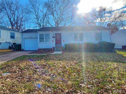 1224 Odessa Dr, Saint Louis, MO, 63137-2030 | Card Image