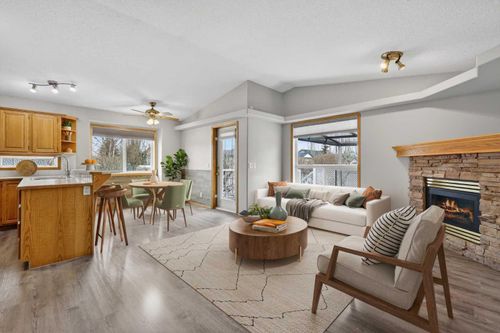 106 Cambridge Glen Dr, Strathmore, AB, T1P1W1 | Card Image