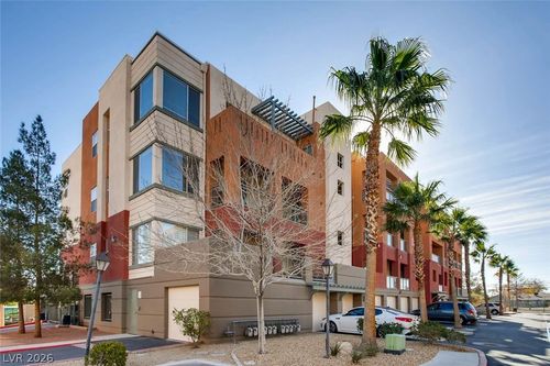 205-67 E Agate Ave, Las Vegas, NV, 89123-6041 | Card Image