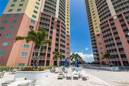 104-2743 1st St, FORT MYERS, FL, 33916-1832 | Card Image