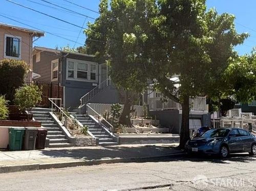 3226 Champion St, Oakland, CA, 94602-2807 | Card Image